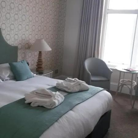 Hotel The Headland And 5*